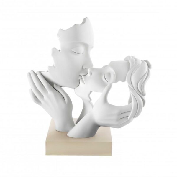 statua bacio bongelli