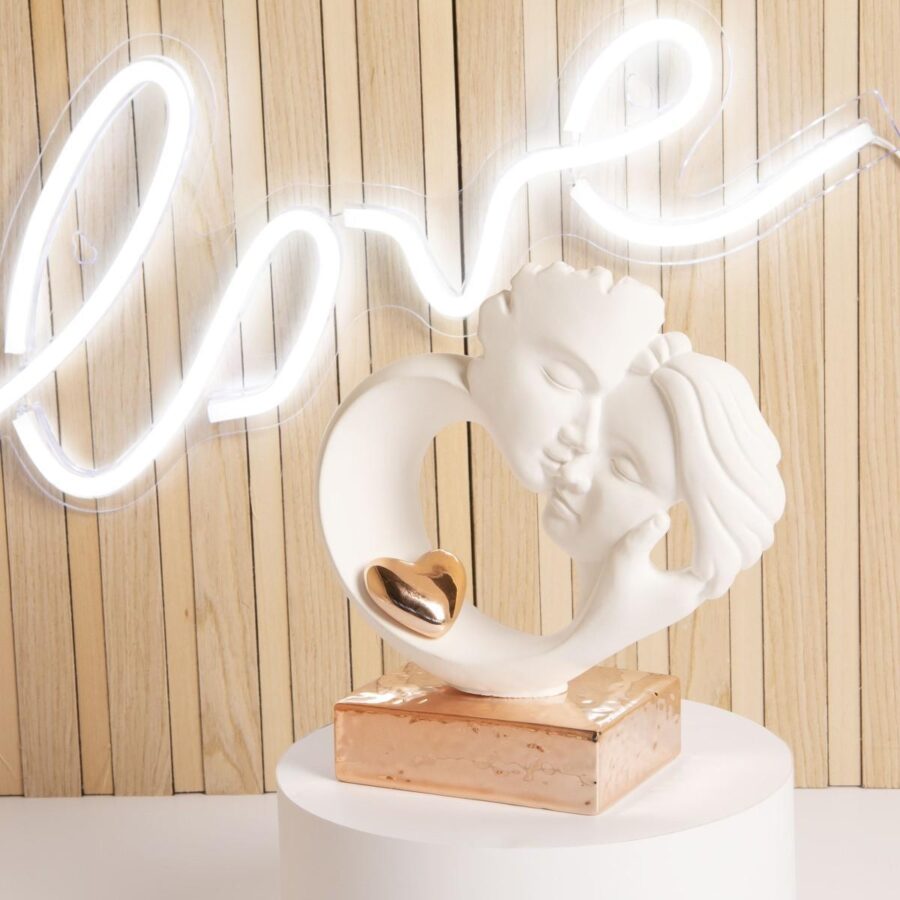 Statua volti con base e cuoricino