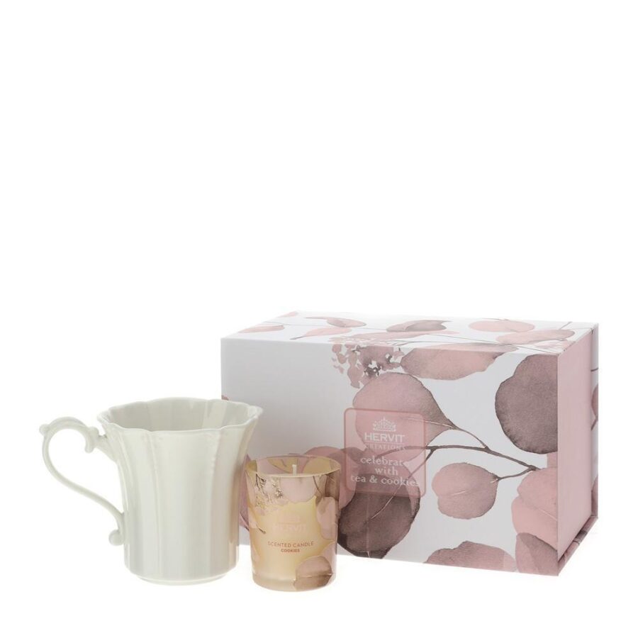 Candela e mug rosa hervit