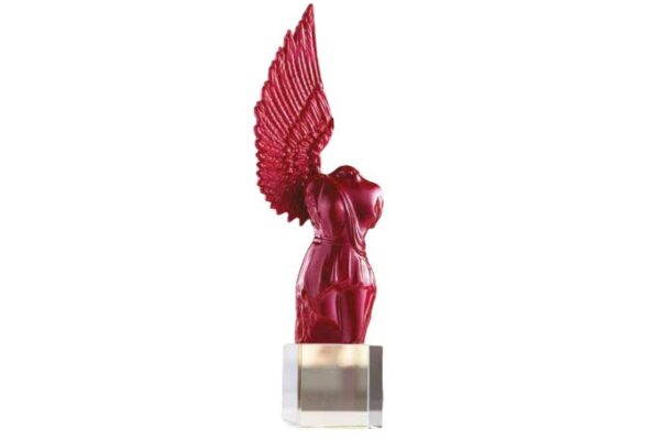scultura vittoria alata Nike sharon