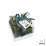 Cera profumata piccola verde con Rami di Pino