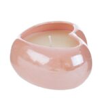 cuore con candela di soia rosa